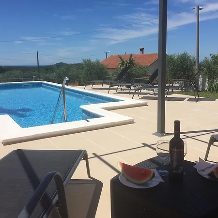 Tatil Evi Emma